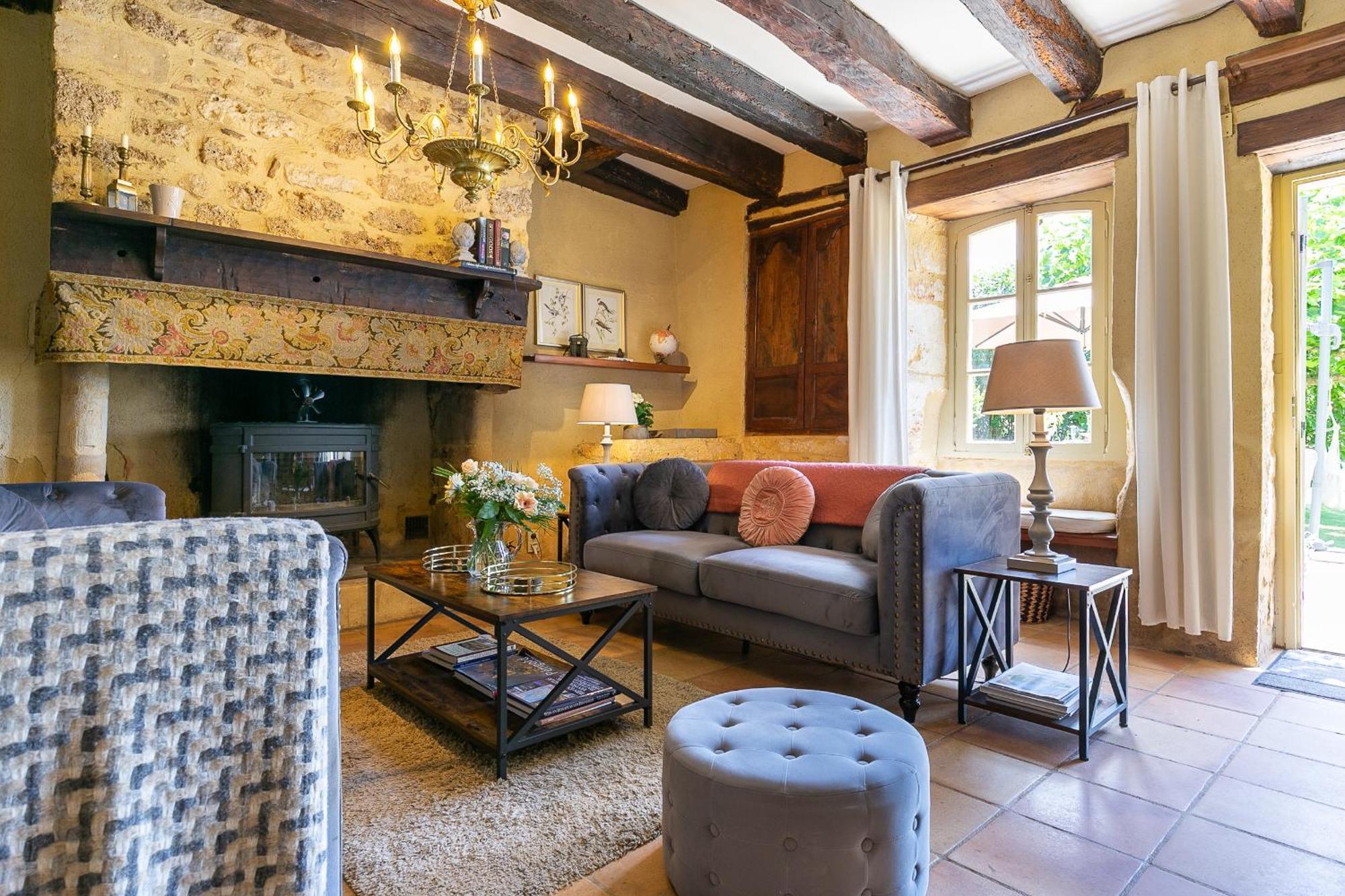 La Maison Louverie Pontours Luaran gambar